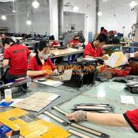 xưởng sx sỉ phụ kiện da bò chuyên hàng xuất khẩu.