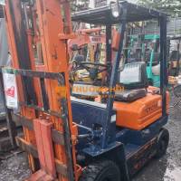 Toyota 1t may xang hang bay