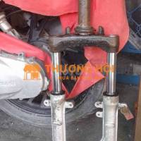 Phuộc trước chảng ba AB 2011 ti đẹp không xì nhớt
