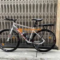 xe touring khung thép còn rất mới