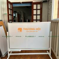 BẢNG VIẾT BÚT LÔNG POLY TAIWAN CÓ CHÂN DI ĐỘNG BAVICO