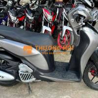 SH Mode 2017 bạc đen ( hỗ trợ góp )
