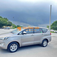 Toyota Innova 2018 2.0E - 86000 km