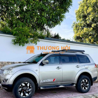 Mitsubishi Pajero Sport,Máy dầu, Số tự động, 7 chỗ