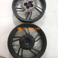 Dư 1 cập mâm vairio còn khá tốt