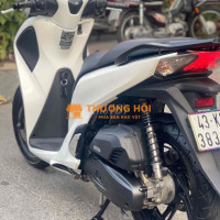 SH 2018 Trắng zin.Khoá smatkey.Mẫu vạn người mê