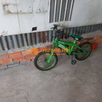 Xe cho bé khá đẹp.