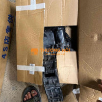 cẩn bán lại bệ bước chân đien xe voilran