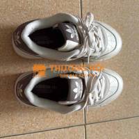 Pass lại giày Rivalry Low Adidas
