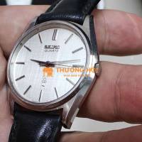 Seiko cổ điển mặt trắng sớ đẹp.
