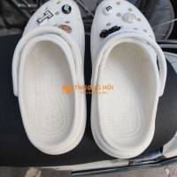 Bán dép Crocs xịn mua 1.2tr
