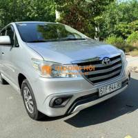 Toyota Innova 2016 - 130000 km