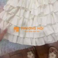 Váy trắng xòe chất liệu vải