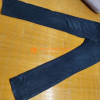 Quần kaki Uniqlo Nhật Bản xanh size 30 (M)