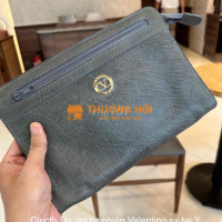 Siêu vip clutch da tượng tự nhiên Valentino Ý
