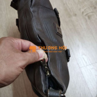 Túi da laptop Bally hàng auth có chóng sốc