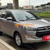 Innova Số Sàn 2017 - Màu Bạc - Giá Còn Giảm