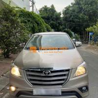 Toyota Innova 2016 - 133000 km