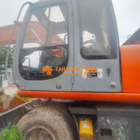 Bán máy đào lốp Hitachi 05