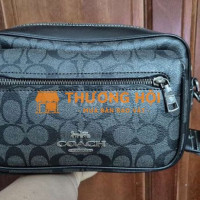Túi đeo Coach