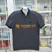 Áo thun Polo Burberry màu đen phối sọc ngang