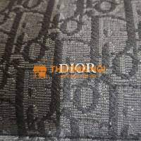 Cần bán clutch Dior authentic