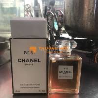 Nước hoa hàng tặng từ Mỹ muốn pass lại