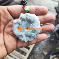 Rồng quấn điếu phỉ thúy