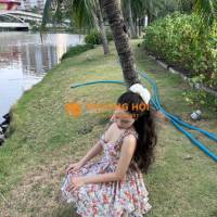 Đầm hai dây hoa xoè