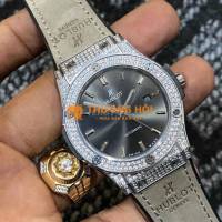 Đồng hồ nam tự động vo đính Xoàn Cz