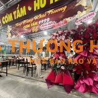 tuyển nhân viên phục vụ quán ăn