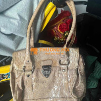 túi xách da cá sấu bạch tạng