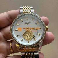 Đồng hồ đính kim cương nhân tạo Moisanite