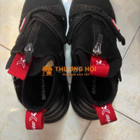 giày mới chưa mang