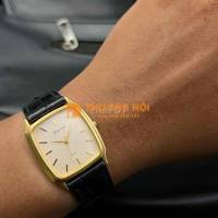 đồng hồ Junction tank vàng vân tuyết cổ điển