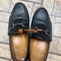 Cần bán đôi giày da đã qua sử dụng