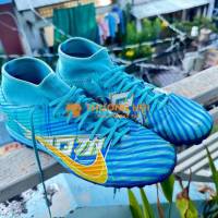 CẦN BÁN 2 ĐÔI GIÀY ĐÁ BÓNG NIKE CHÍNH HÃNG SIZE 43