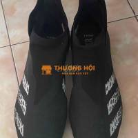 giầy đá banh adidas predator mới 90%