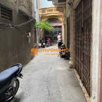 Bán Nhà Ngõ Thống Nhất 28/33m2. 5 tầng. mặt tiền 5.5m. giá 8.6 tỷ Hai Bà Trưng Hà Nội