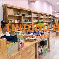 EM CẦN TÌM CHỊ LÀM TẠP VỤ DỌN DẸP VĂN PHÒNG (ưu tiên lớn tuổi )