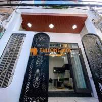 Ô TÔ ĐỖ TRƯỚC CỬA ĐIỆN BIÊN PHỦ - NHÀ 3 TẦNG - GIÁ KHÔNG THỂ TỐT HƠN