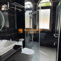 + Bán tòa căn hộ 5 tầng, sau mặt tiền đường phan Tứ, trục đường ẩm thực và phố tây đi bộ.