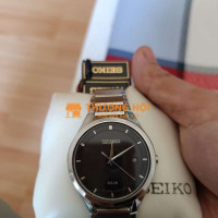 SEIKO SOLAR SNE241