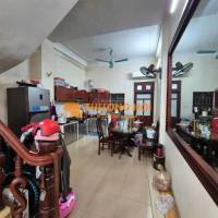 BÁN NHÀ ĐỊNH CÔNG - VỊ TRÍ TƯƠNG LAI RỘNG MỞ RA MẶT ĐƯỜNG LỚN ĐẸP NHẤT NGÃ TƯ CHỢ