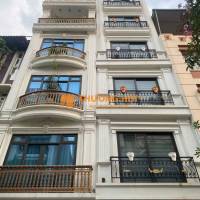 Tòa CHDV 7 tầng phố Kim Mã, Ba Đình, dòng tiền khủng gần 700tr/năm, 45m, mtiền 5m, 9.6 tỷ