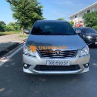 Toyota Innova 2014 2.0V - 15000 km