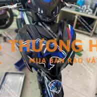 Cần tuyển 2 nam lao động phổ thông bán đồ trang trí xe máy và Decal