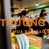 Nhân viên phục vụ cà-phê
