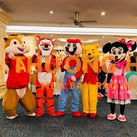Mặc linh vật mascot sự kiện