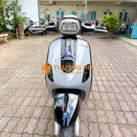 vespa đèn vuông càng đúc ắc quy siêu lướt